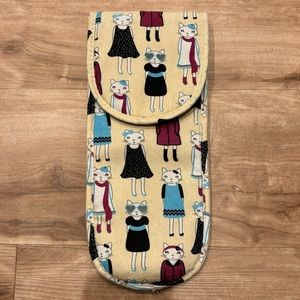 Fashionable Cat Hair Iron Case
